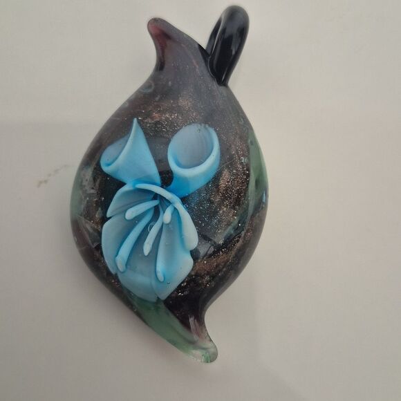 Murano Glass Bird Pendant with Blue Flower - Picture 2 of 16